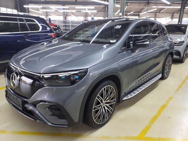 Mercedes-Benz EQE 500 4MATIC SUV - PŘIPRAVU