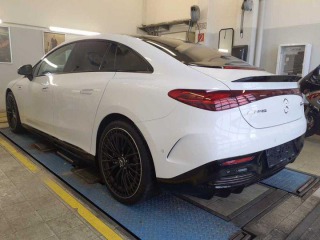Mercedes-Benz EQE 43 AMG PŘIPRAVUJEME 2023