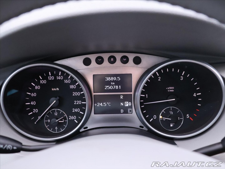 Mercedes-Benz R 3,0 320CDI 165kW Aut. 4Ma 2009