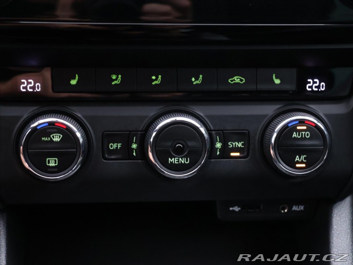 Škoda Octavia 1,0 TSI 85kW JOY Navi Kli 2016