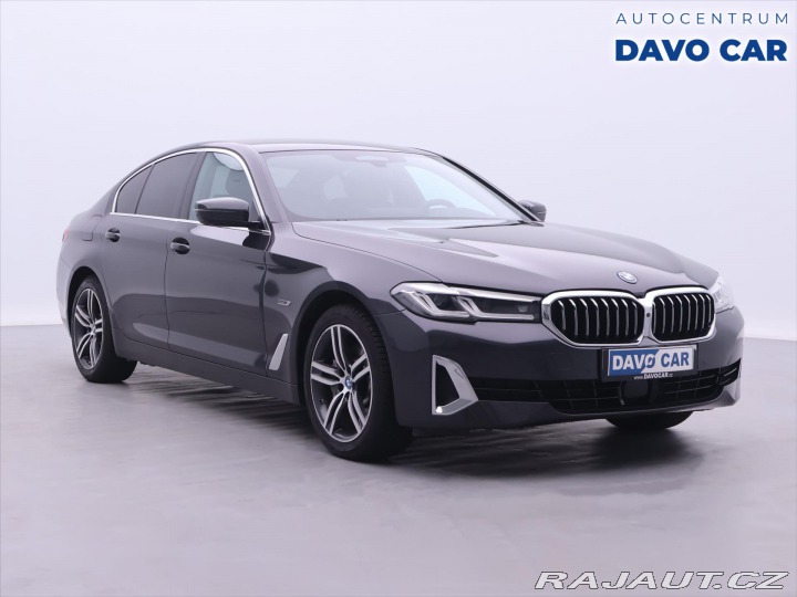 BMW 5 2,0 530e xDrive AT 2022