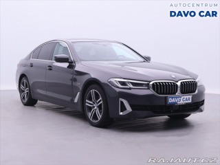 BMW 5 2,0 530e xDrive AT 2022