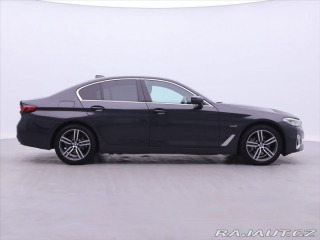 BMW 5 2,0 530e xDrive AT 2022