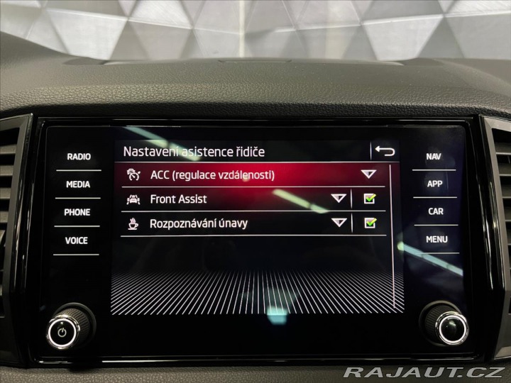 Škoda Karoq 2,0 TDI DSG SPORTLINE, VI 2021