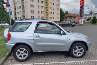 Toyota RAV4 2,0 44 2000