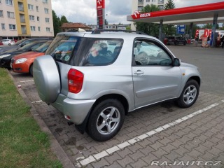 Toyota RAV4 2,0 44 2000