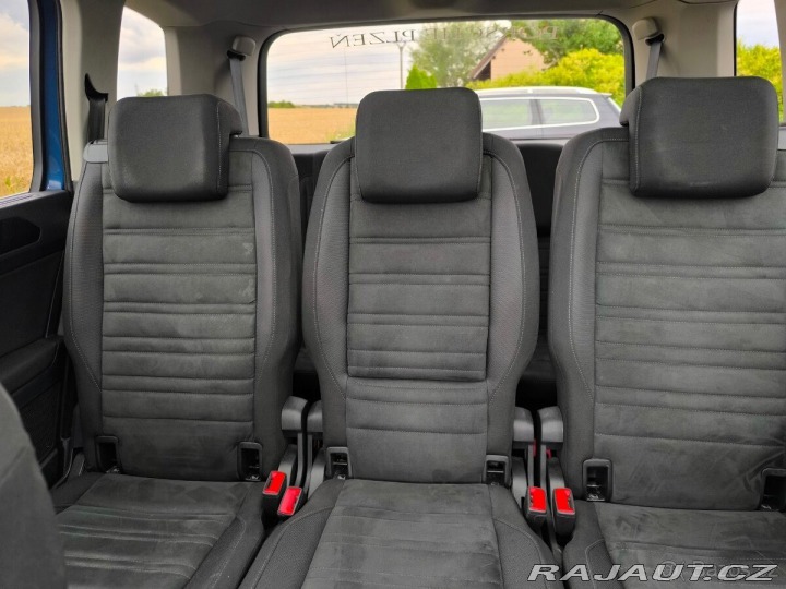 Volkswagen Touran 2,0   TDI 110 kW, 2017, 7 2017