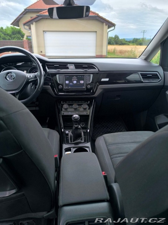 Volkswagen Touran 2,0   TDI 110 kW, 2017, 7 2017