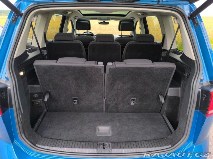Volkswagen Touran 2,0   TDI 110 kW, 2017, 7 2017