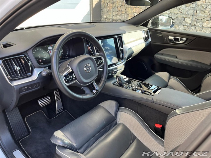 Volvo V60 2,0 T6 4x4 TwinEngine R 2020