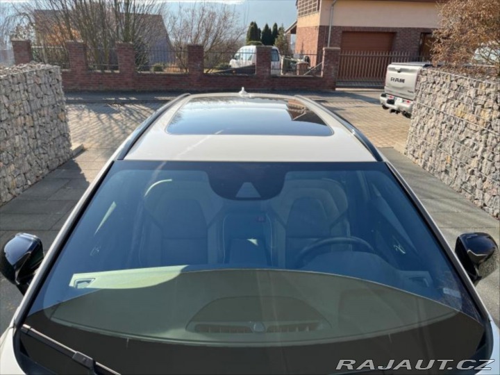 Volvo V60 2,0   T6 4x4 TwinEngine R 2020