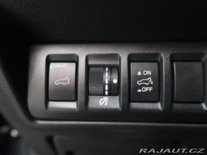 Subaru Outback 2,5i Touring,CZ,1.maj,4x4 1800