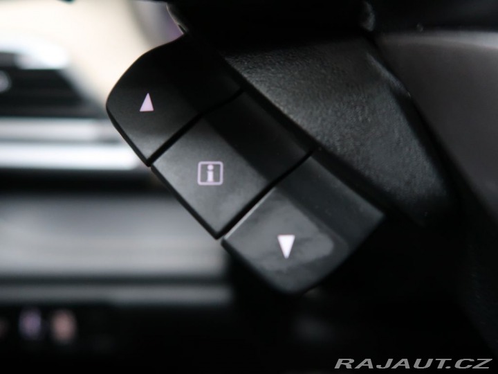 Subaru Outback 2,5i Touring,CZ,1.maj,4x4 1800