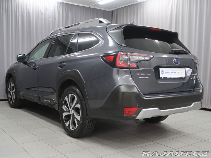 Subaru Outback 2,5i Touring,CZ,1.maj,4x4 1800