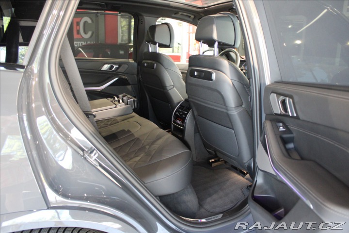 BMW X5 xDrive30d M Sport NezTop 2024