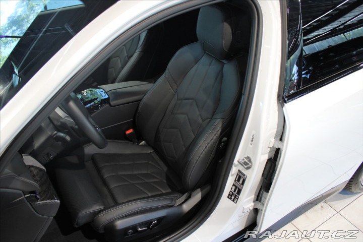 BMW 5 520d xDrive M Sport NezTo 2024