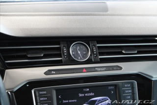 Volkswagen Passat 2.0 TDi Highline DSG ACC 2017