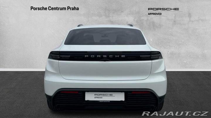 Porsche Macan 4 2025