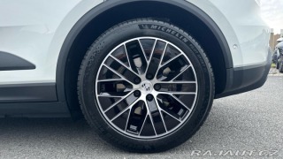 Porsche Macan 4 2025