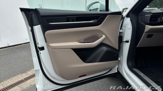 Porsche Macan 4 2025
