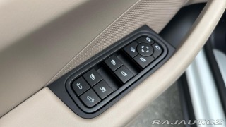 Porsche Macan 4 2025