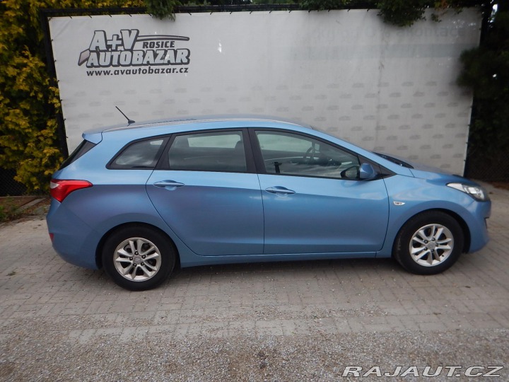 Hyundai i30 1.6i 16V, ČR, KLIMA 2013