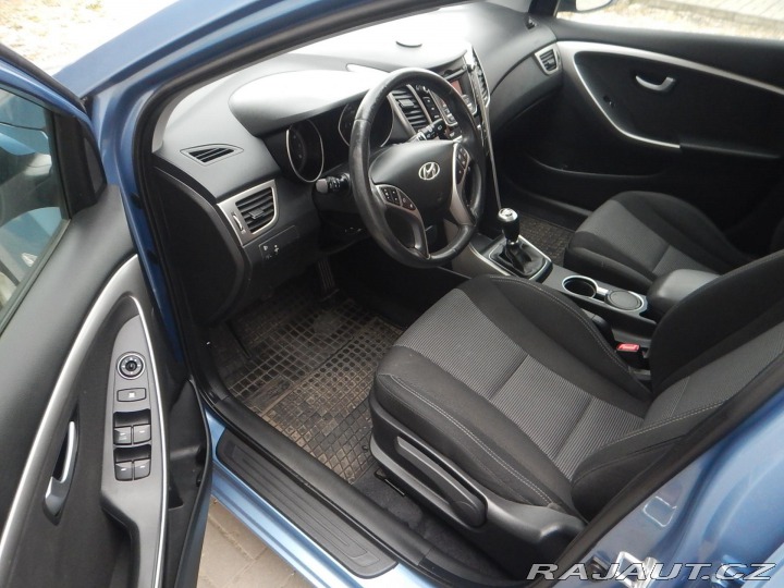 Hyundai i30 1.6i 16V, ČR, KLIMA 2013