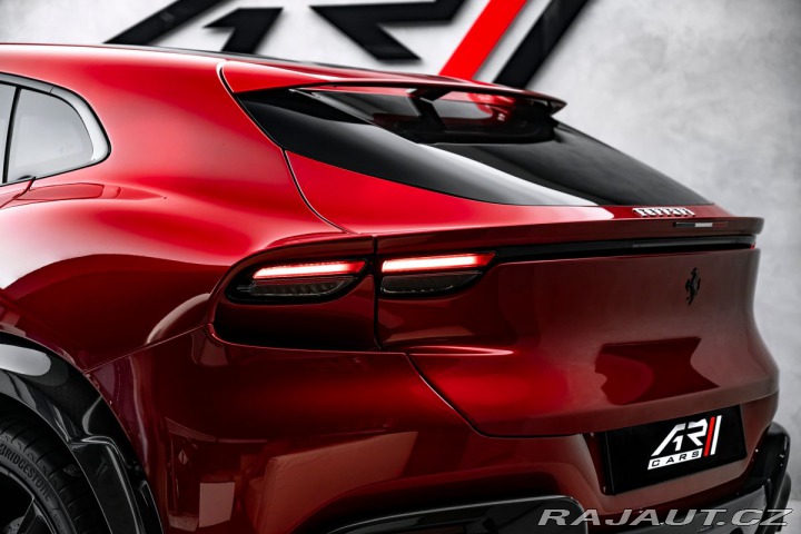 Ferrari Purosangue Rosso Fuoco 1800