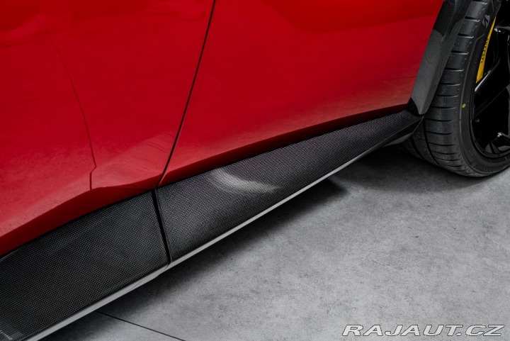 Ferrari Purosangue Rosso Fuoco 1800