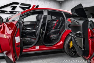 Ferrari Purosangue Rosso Fuoco 2024