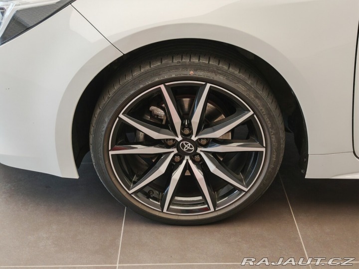 Toyota Corolla 2.0 Hybrid e-CVT GR Sport 2023