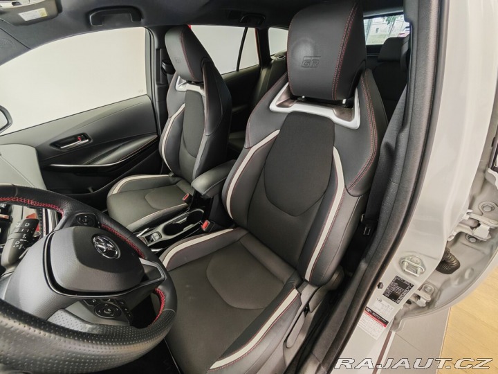 Toyota Corolla 2.0 Hybrid e-CVT GR Sport 2023
