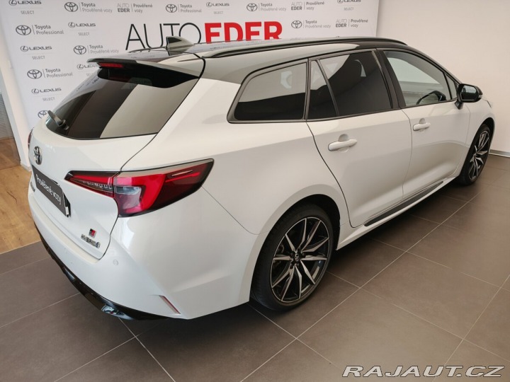 Toyota Corolla 2.0 Hybrid e-CVT GR Sport 2023
