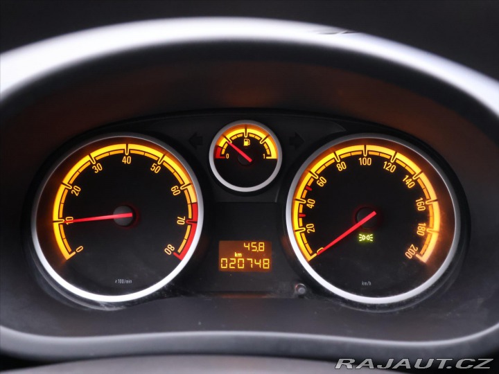 Opel Corsa 1,4 16V 66kW Klima CZ 1.M 2008