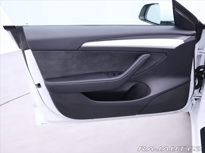 Tesla Model 3 208kW 2022