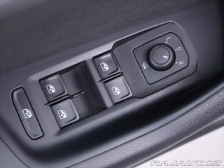 Volkswagen Passat 2,0 TDI DSG Business 1.Ma 2022