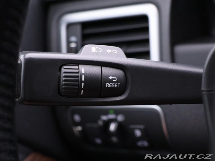 Volvo XC70 2,4 D4 133kW Aut. AWD Sum 2016