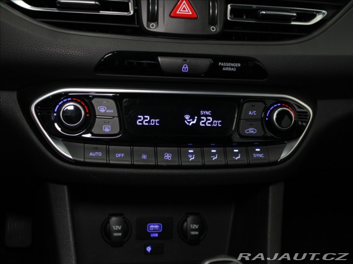 Hyundai i30 1,6 CRDi Smart KAM. 106tk 2021