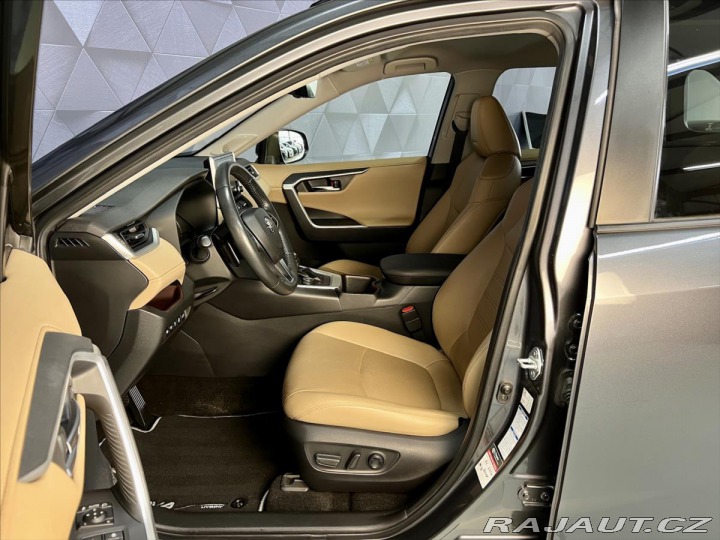 Toyota RAV4 2,5 HYBRID  e-CVT 4WD EXE 2022