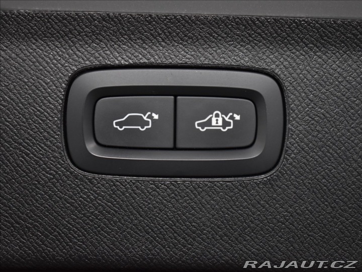 Volvo XC90 2,0 B5 AWD PLUS Ventilace 2024