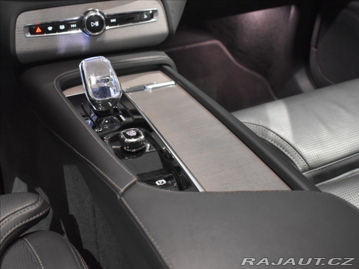 Volvo XC90 2,0 B5 AWD PLUS Ventilace 2024