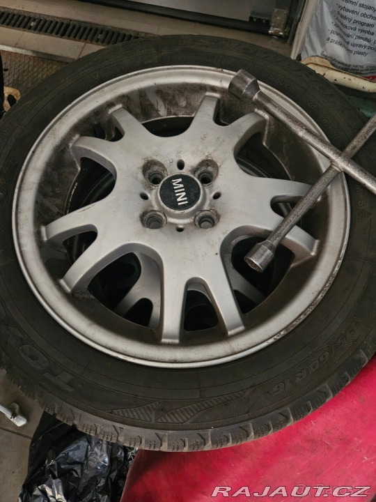 Mini Cooper S 135kW R56 po faceliftu 2010