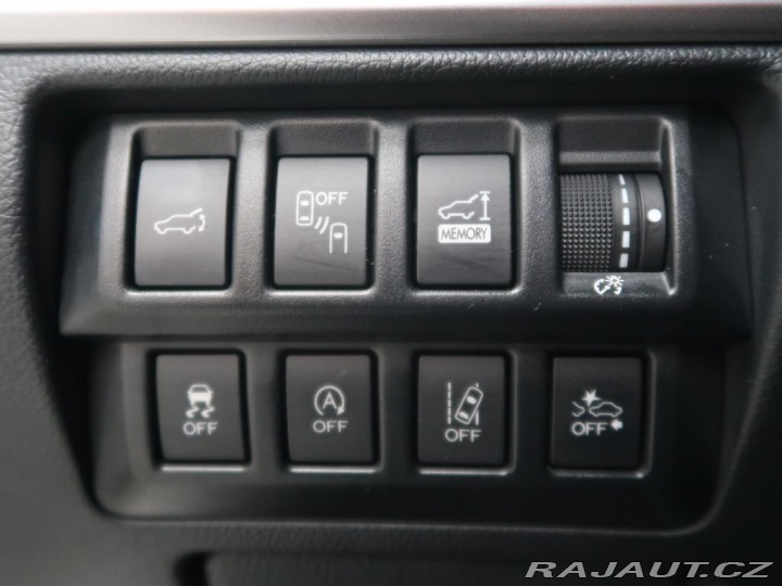 Subaru Outback 2,5i Executive,CZ,1.maj,4 1800