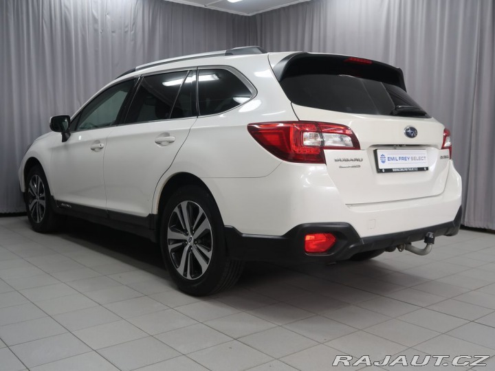 Subaru Outback 2,5i Executive,CZ,1.maj,4 1800