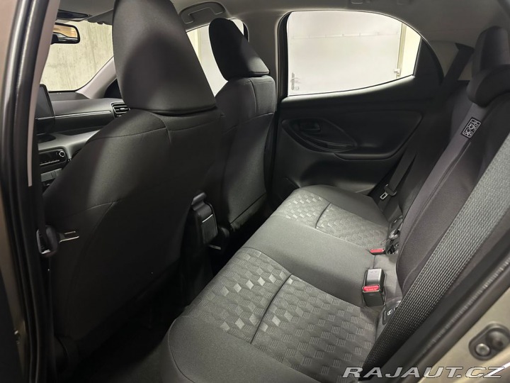 Toyota Yaris Comfort 1.5 Hybrid e-CVT 2024