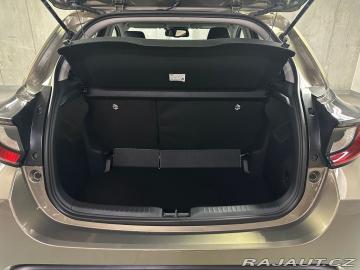 Toyota Yaris Comfort 1.5 Hybrid e-CVT 2024