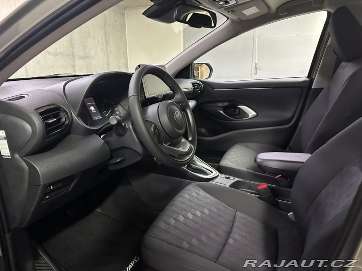 Toyota Yaris Comfort 1.5 Hybrid e-CVT 2024