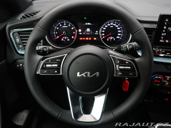 Kia Ceed EDICE 30 - K odběru IHNED 2025