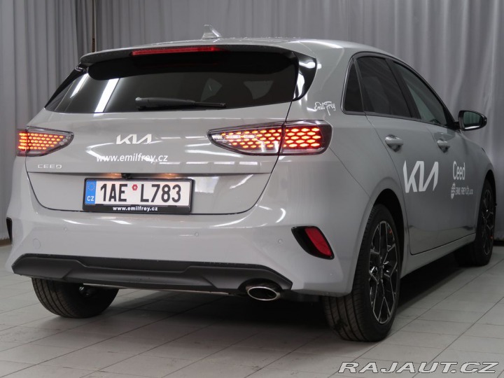 Kia Ceed EDICE 30 - K odběru IHNED 2025