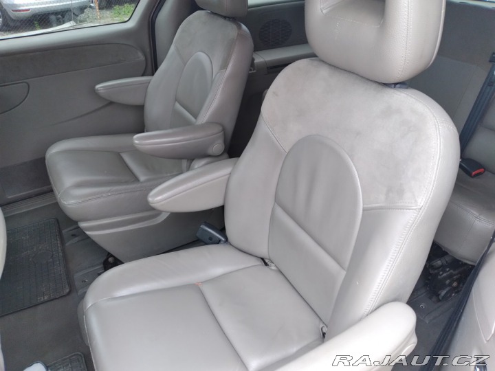 Chrysler Grand Voyager 2.8 CRD LIMITED AT,AC,ČR 2004